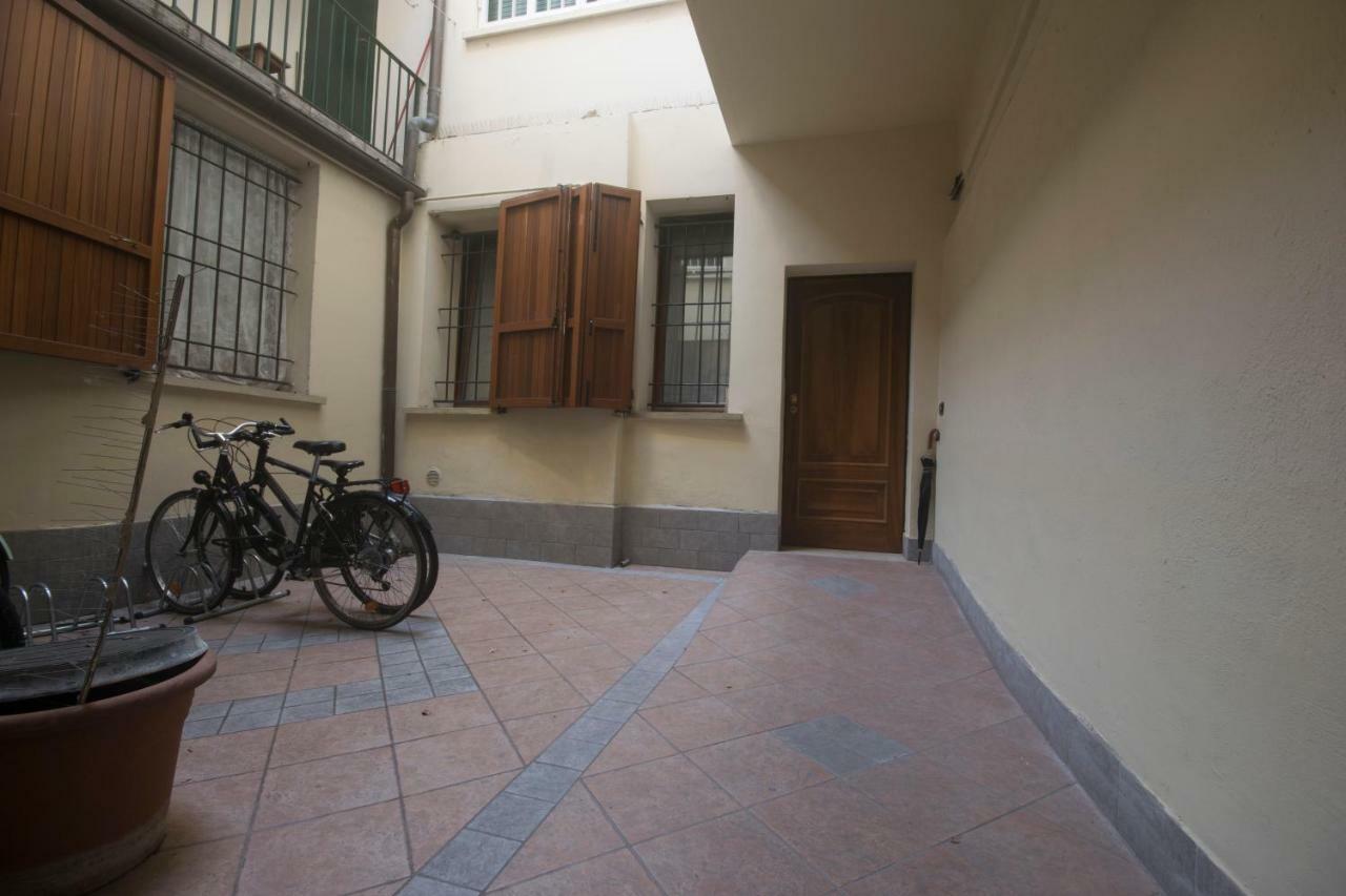 Suite Del Borgo - Affittacamere - Guest House Bologna Bagian luar foto