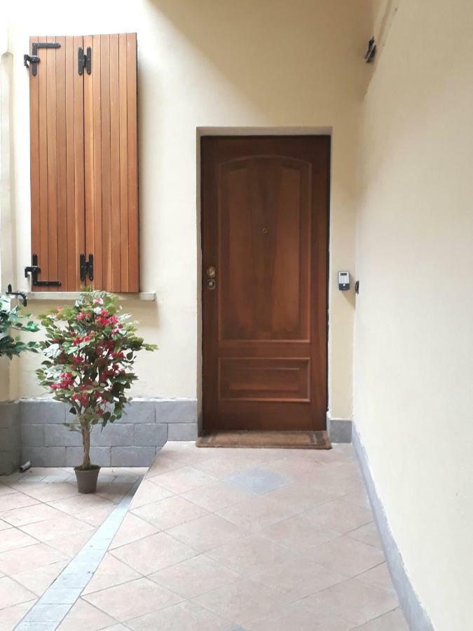 Suite Del Borgo - Affittacamere - Guest House Bologna Bagian luar foto